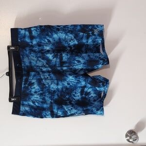 Men's swimming trunks size large